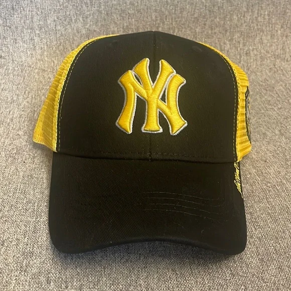Yankees Harry Potter baseball cap s-l400.jpg main image 3